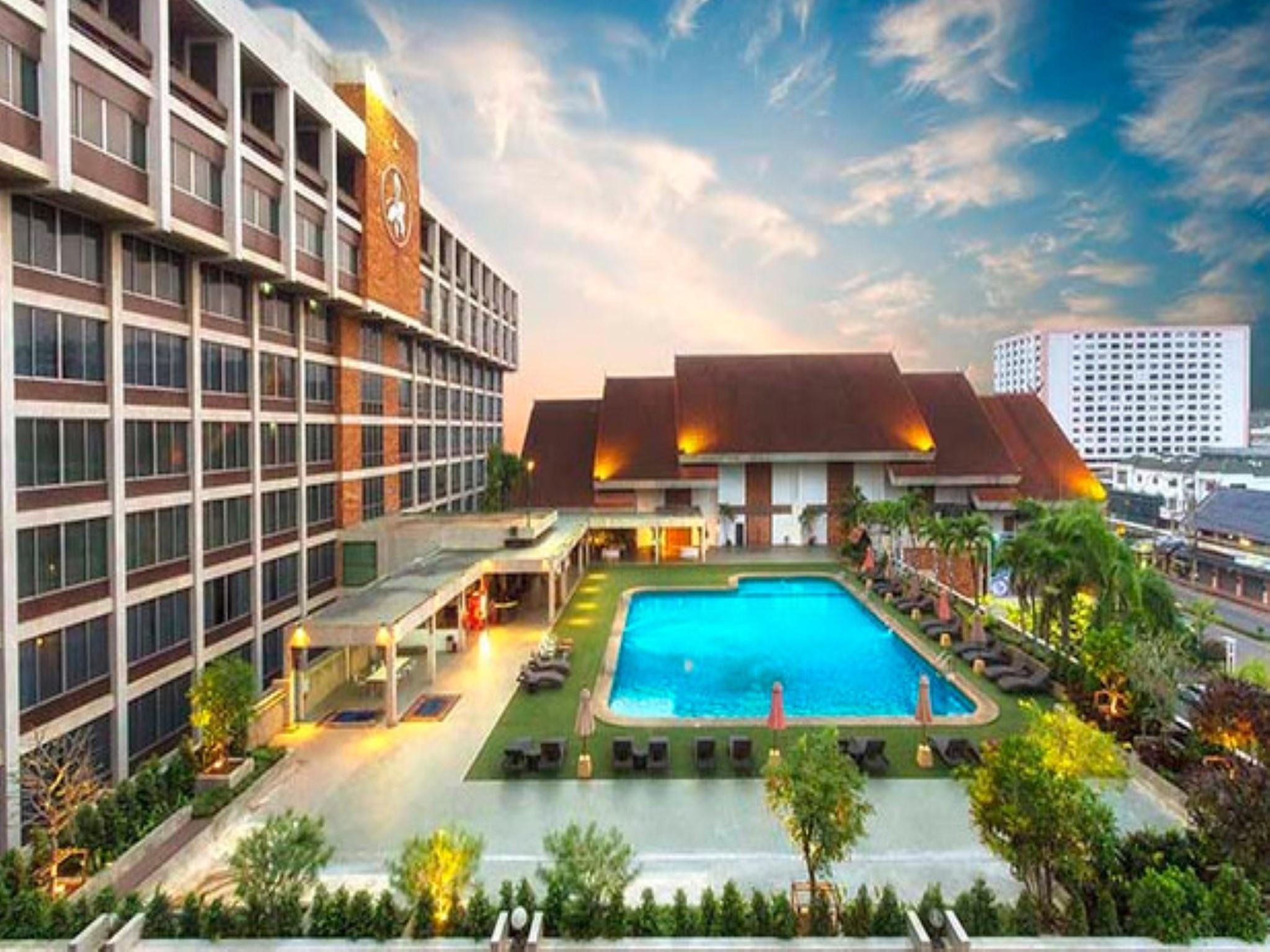 Chiang Mai Orchid Hotel SHA EXTRA PLUS Bagian luar foto