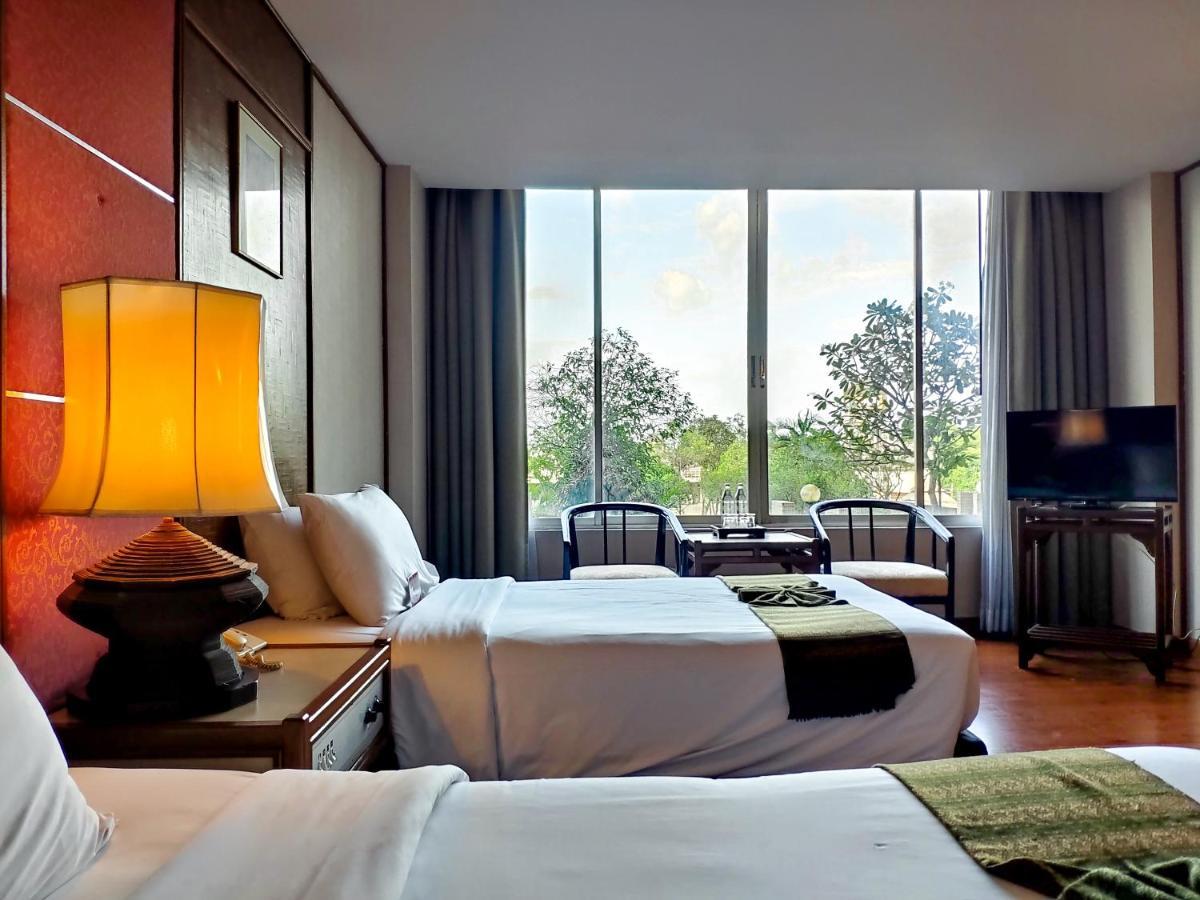 Chiang Mai Orchid Hotel SHA EXTRA PLUS Bagian luar foto
