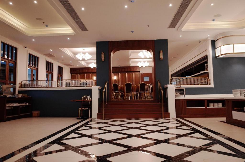 Chiang Mai Orchid Hotel SHA EXTRA PLUS Bagian luar foto